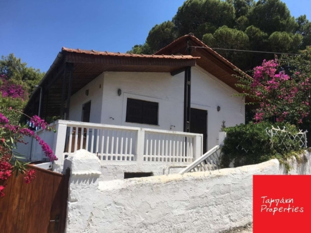 (For Sale) Residential Detached house || Korinthia/Saronikos - 80 Sq.m, 2 Bedrooms, 130.000€ 